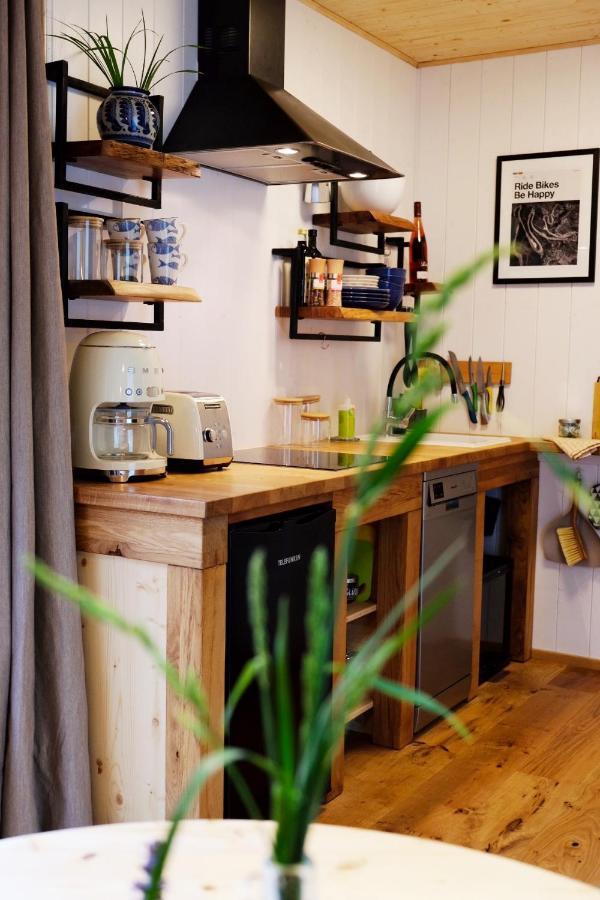 Hjem - Tiny Homes Direkt Am Wald Zwischen Allgaeu & Bodensee Bergatreute ภายนอก รูปภาพ