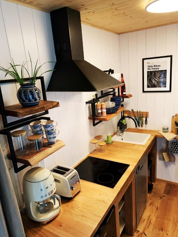 Hjem - Tiny Homes Direkt Am Wald Zwischen Allgaeu & Bodensee Bergatreute ภายนอก รูปภาพ