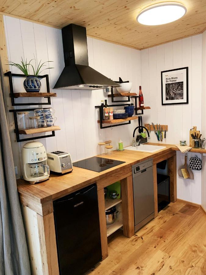 Hjem - Tiny Homes Direkt Am Wald Zwischen Allgaeu & Bodensee Bergatreute ภายนอก รูปภาพ