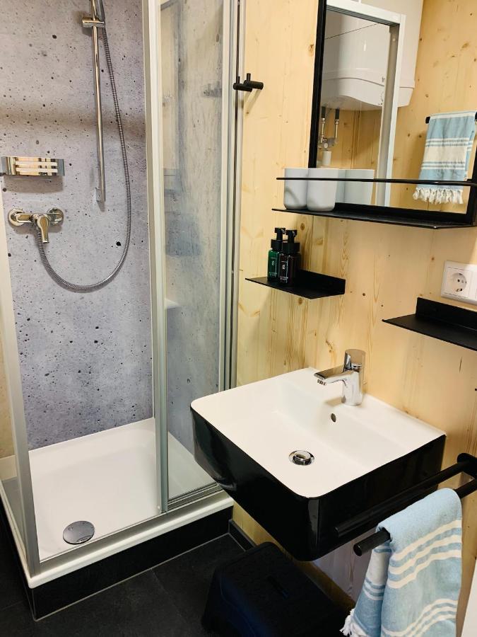 Hjem - Tiny Homes Direkt Am Wald Zwischen Allgaeu & Bodensee Bergatreute ภายนอก รูปภาพ
