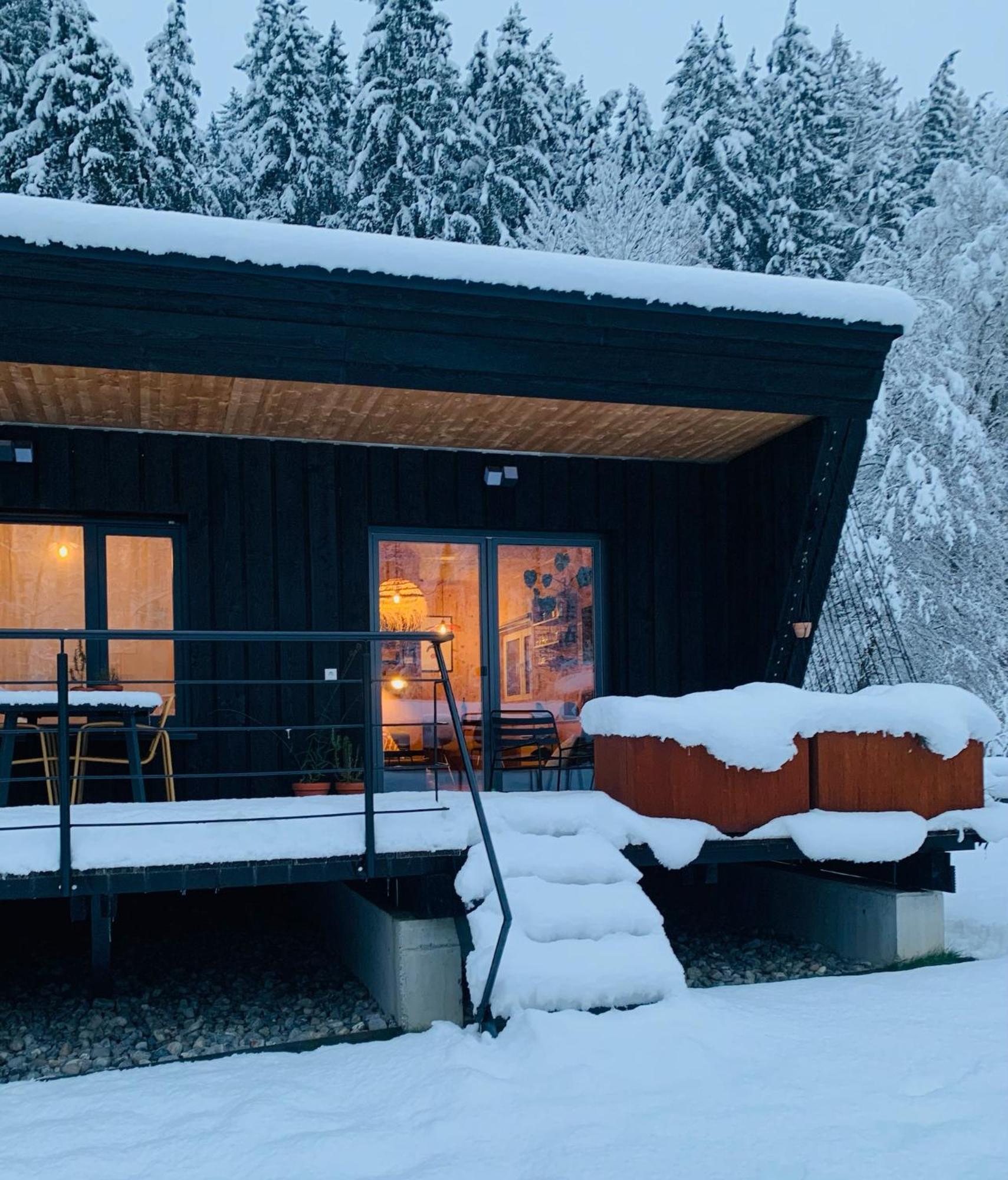 Hjem - Tiny Homes Direkt Am Wald Zwischen Allgaeu & Bodensee Bergatreute ภายนอก รูปภาพ